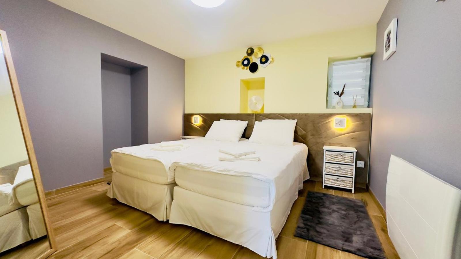 Appartement Cosy A Reminiac Ngoại thất bức ảnh