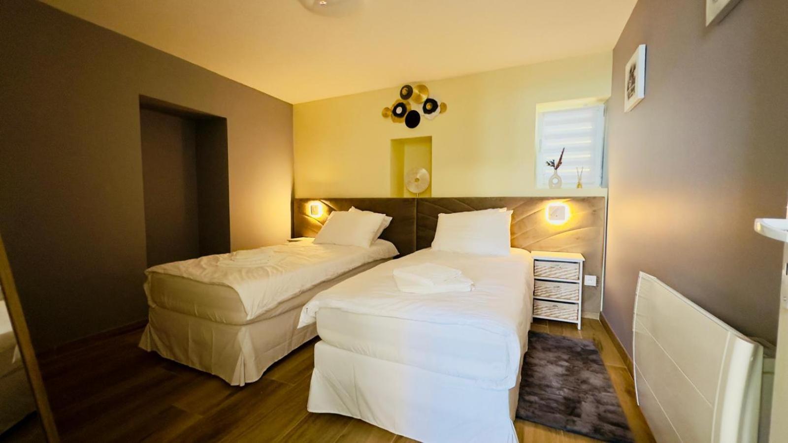 Appartement Cosy A Reminiac Ngoại thất bức ảnh
